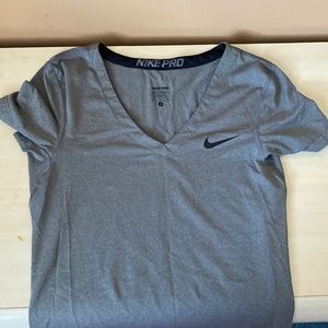 Nike dri-fit v neck shirt size small